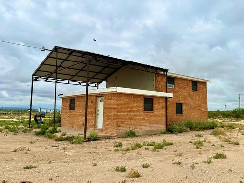 1872 W Gonzalez Loop, Fort Stockton, TX, 79735 | Card Image