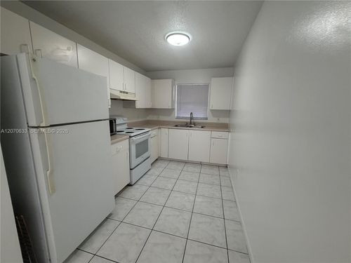 26-2224 Pierce St, Hollywood, FL, 33020-4414 | Card Image
