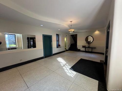 apt-1f-3017 Riverdale Ave, Bronx, NY, 10463-3612 | Card Image