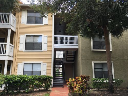 422-225 S Tropical Trl, Merritt Island, FL, 32952-4836 | Card Image