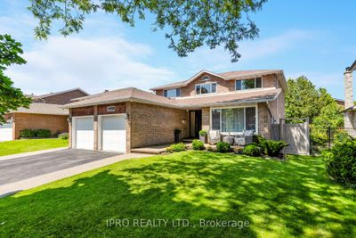 1111 Vanier Dr, House other with 4 bedrooms, 4 bathrooms and 4 parking in Mississauga ON | Image 2