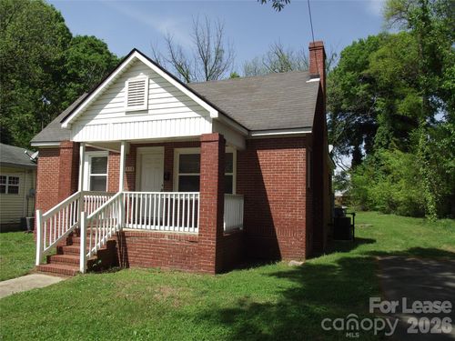 2310 Dundeen St, Charlotte, NC, 28216-4918 | Card Image