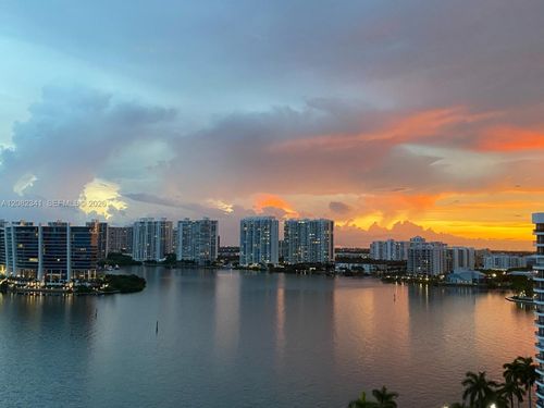 1704-19101 Mystic Pointe Dr, Aventura, FL, 33180-4518 | Card Image