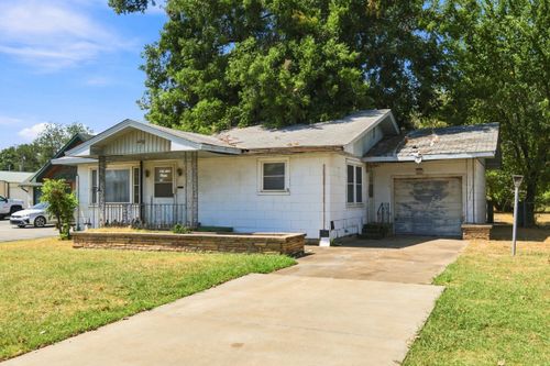 423 N Wilson St, Vinita, OK, 74301-2432 | Card Image
