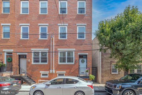 205 Mountain St, PHILADELPHIA, PA, 19148-1319 | Card Image