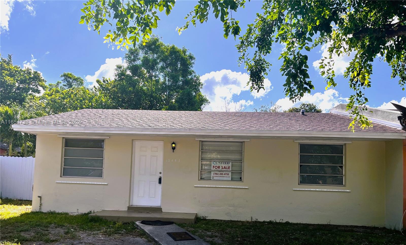 28th Ct, Miami Gardens, FL 33056