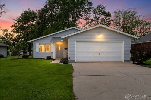 105 Birch St, Jackson Center, OH, 45334-1134 | Card Image