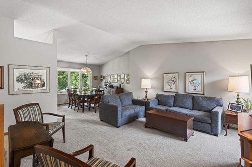 3706 Westmark Cir, Minnetonka, MN, 55345-2242 | Card Image