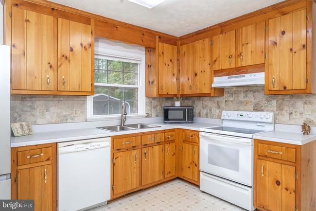1235 Bethany Church Rd, House other with 3 bedrooms, 2 bathrooms and null parking in Bumpass VA | Image 14