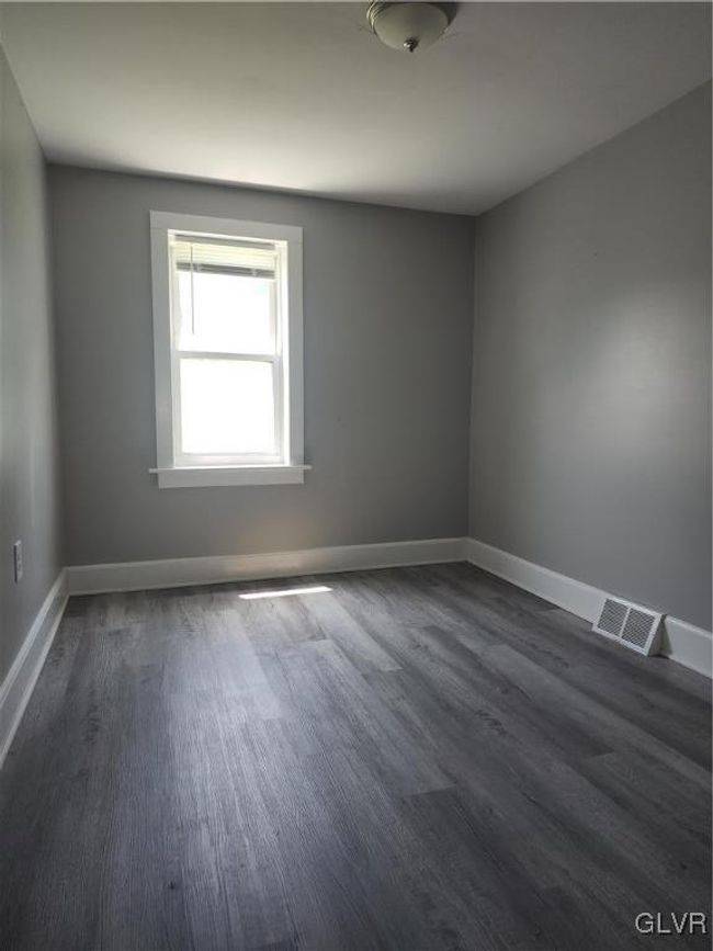 4390 Prior to Tenant moving in | Image 32