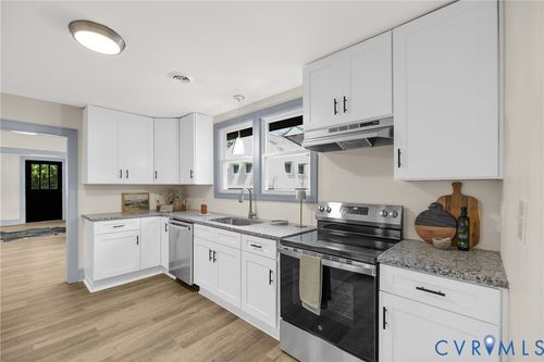 2226 Hill St, Petersburg, VA, 23803-2752 | Card Image