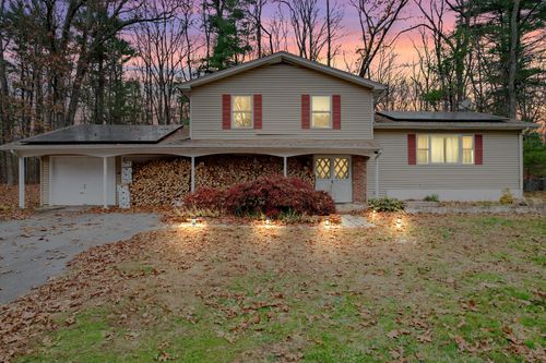 50 Northwoods Rd, Farmington, CT, 06032-1017 | Card Image