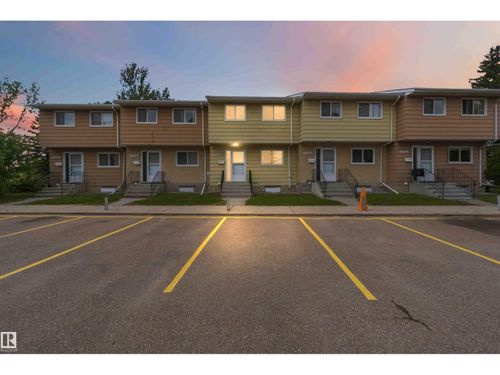 17325 85 Ave Nw, Edmonton, AB, T5T0P7 | Card Image