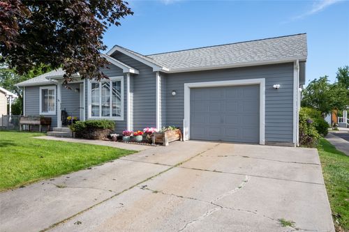 2365 Village Sq, Missoula, MT, 59801-2100 | Card Image