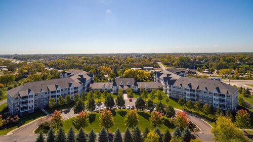 apt-101-100 Clydesdale Trl, Hamel, MN, 55340-4560 | Card Image