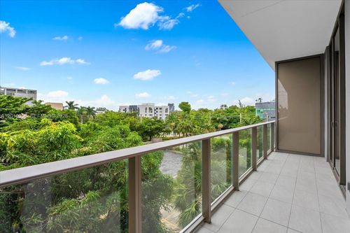 315-2678 Tigertail Ave, Miami, FL, 33133-4639 | Card Image