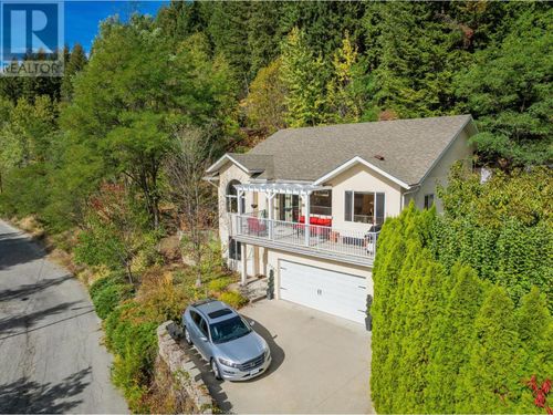 3301 Laburnum Dr, Trail, BC, V1R2S8 | Card Image