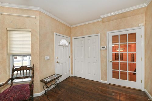 294 Spring Dr, East Meadow, NY, 11554-2270 | Card Image