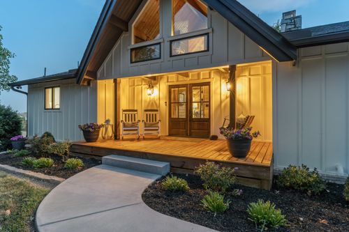 2202 Darks Mill Rd, Columbia, TN, 38401-7262 | Card Image