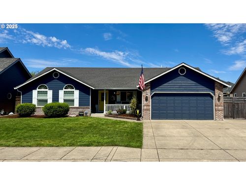 141 Cortland Ln, Eugene, OR, 97404-3362 | Card Image