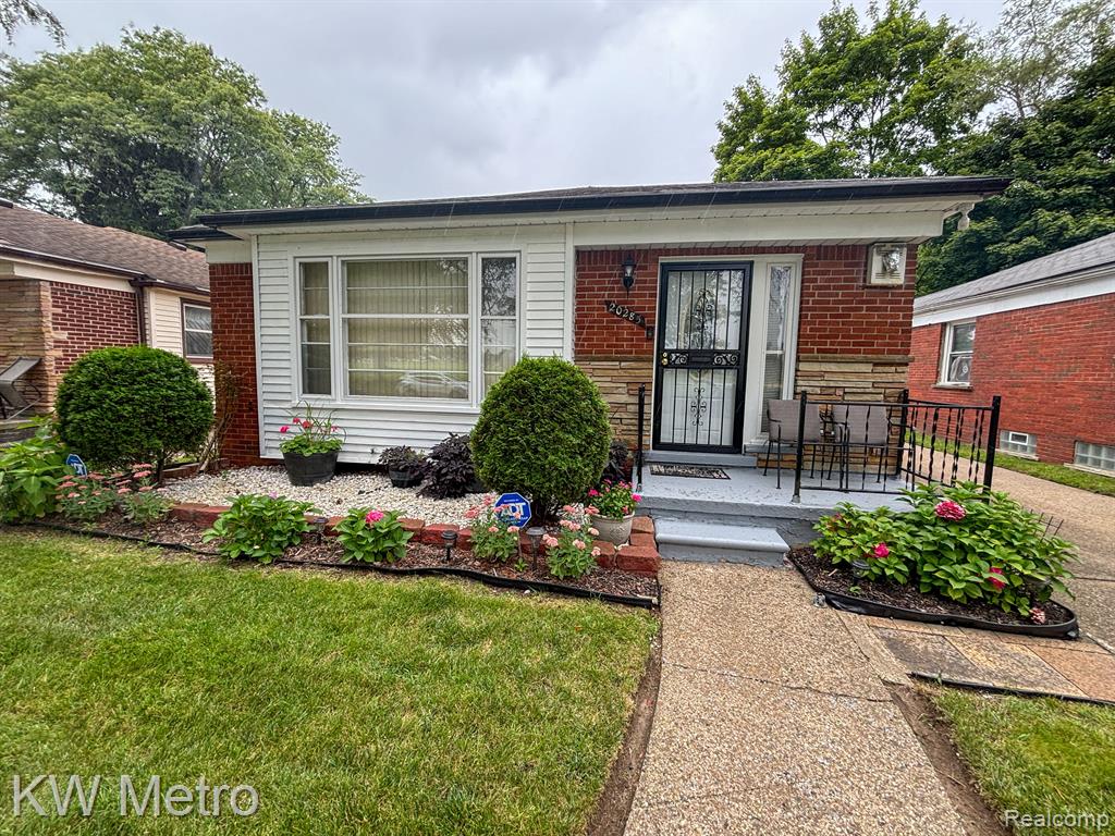 Grandville Ave, Detroit, MI 48219