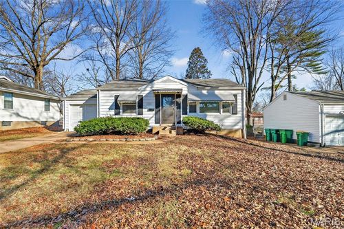 1501 Golden Dr, Saint Louis, MO, 63137-1555 | Card Image