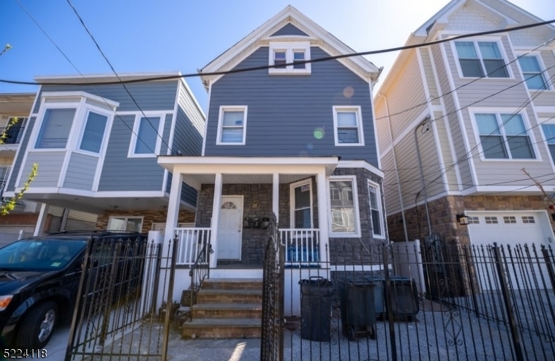 Residential Lease in Newark City