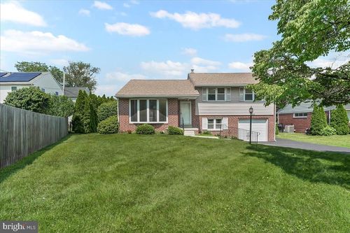 823 Coppock Ln, SPRINGFIELD, PA, 19064-1102 | Card Image