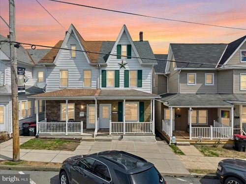 229 N 2nd St, Lehighton, PA, 18235-1518 | Card Image