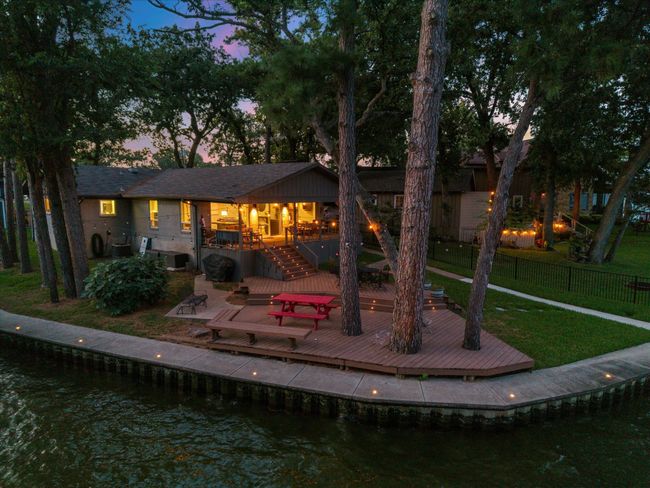 1948 Bounty View Dr, House other with 3 bedrooms, 3 bathrooms and null parking in Tool TX | Image 12