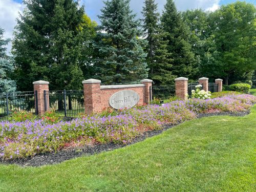 52-312 Marigold Cir, Westland, MI, 48185-9633 | Card Image