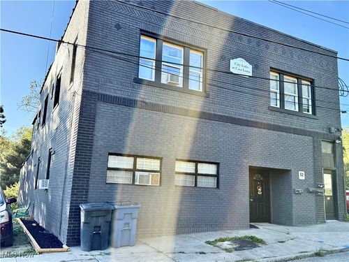 52 12th St, Campbell, OH, 44405-1776 | Card Image