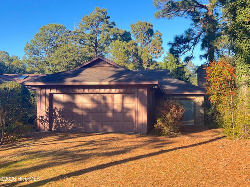 260 Fairway Dr, Pinehurst, NC, 28374-8287 | Card Image