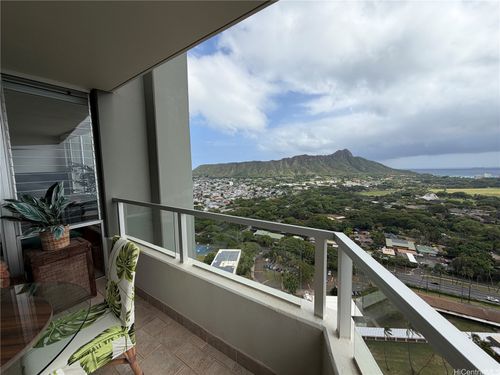 3302-2600 Pualani Way, Honolulu, HI, 96815-2702 | Card Image