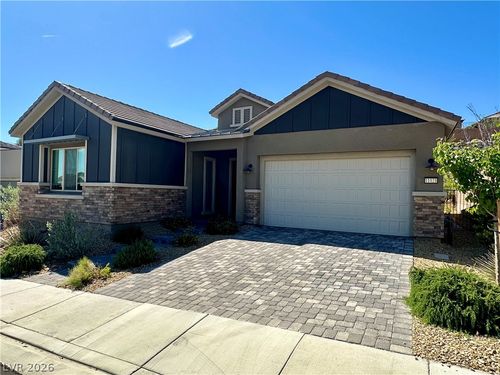 11121 Red Yucca Dr, Las Vegas, NV, 89138-6129 | Card Image