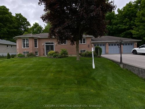 70 Moore Ave, Everett, ON, L0M1J0 | Card Image