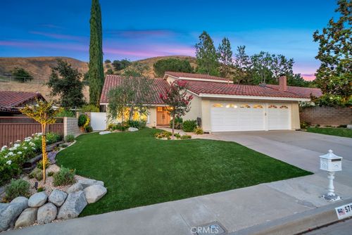 5792 Carell Ave, Agoura Hills, CA, 91301-2129 | Card Image