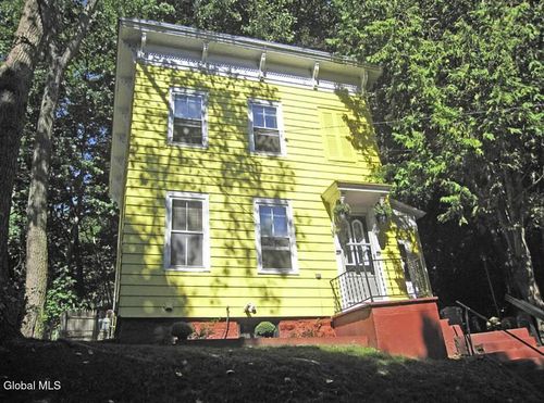 6 Webster St, Little Falls, NY, 13365-1821 | Card Image