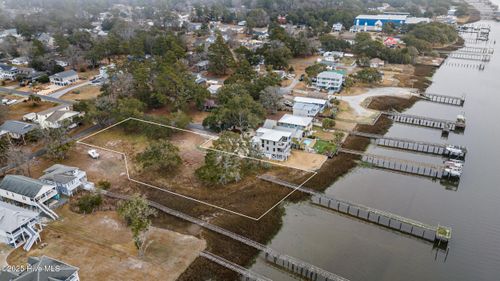 2016 Camelot Dr Sw, Ocean Isle Beach, NC, 28469-5652 | Card Image