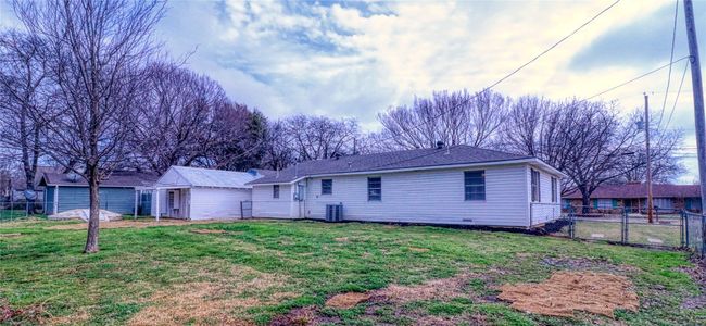 516 S Church St, House other with 3 bedrooms, 2 bathrooms and null parking in Pilot Point TX | Image 30