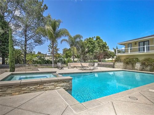 423 Crouch St, Oceanside, CA, 92054-4411 | Card Image