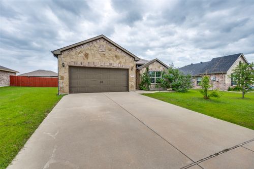4011 Highplains Dr, Sanger, TX, 76266-5793 | Card Image