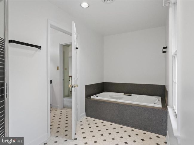 13124 S River Rd, House other with 4 bedrooms, 4 bathrooms and null parking in SUMERDUCK VA | Image 34