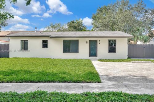 19720 Nw 33rd Ave, Miami Gardens, FL, 33056-2322 | Card Image