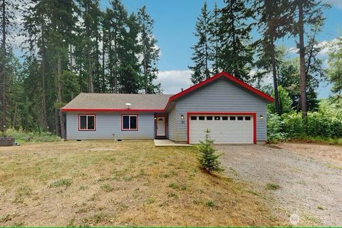 120 Pine Glen Ct, Easton, WA, 98925-5955 | Card Image