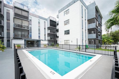 apt-324-13500 Ne 3rd Ct, North Miami, FL, 33161-3669 | Card Image