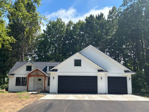 5508 Timberstone Ln, West Olive, MI, 49460-9248 | Card Image