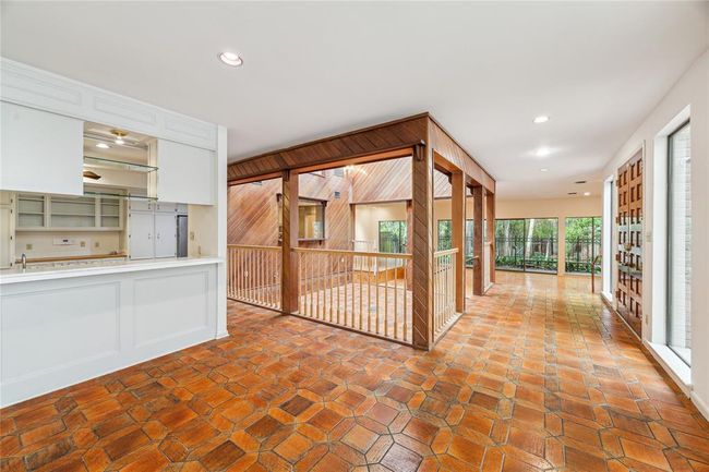 APT-80 - 201 Vanderpool Ln, Townhouse with 4 bedrooms, 6 bathrooms and 2 parking in Houston TX | Image 15