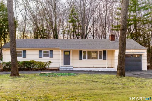 24 Evergreen Rd, Northford, CT, 06472-1112 | Card Image