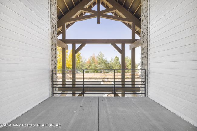 F204 - 201 E Ross Ave Avenue, Condo with 2 bedrooms, 2 bathrooms and null parking in Driggs ID | Image 21